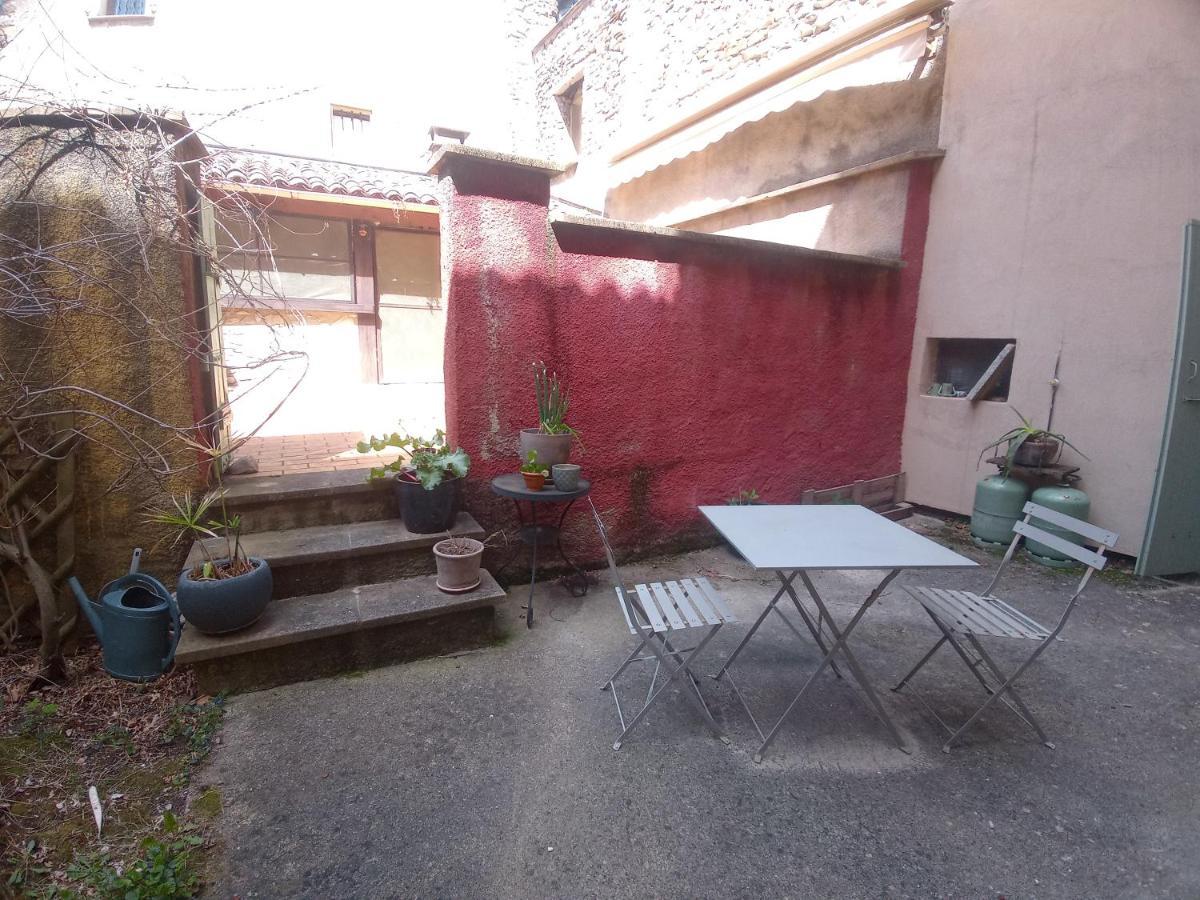Maison De Village Bourdeaux Exterior photo